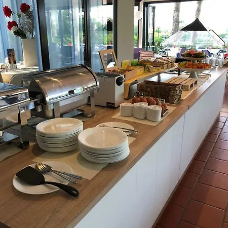 מלון King לידו די ג'סולו